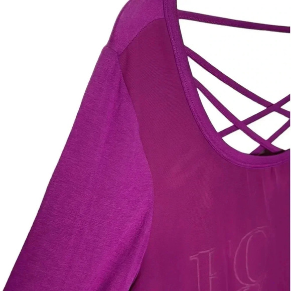 “Foxy “logo Y2K,
double lattice top,Sheer overlay ,fitted,collegiate, flaw - Picture 3 of 16